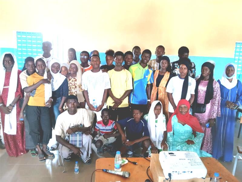 Développement personnel au CEM de Ndiébène Toubé : l’UGB accompagne les élèves