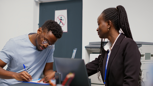 Assistants et Conseillers