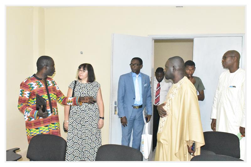 Visite de travail de l’Ambassadrice du Royaume- Uni à l’UGB.