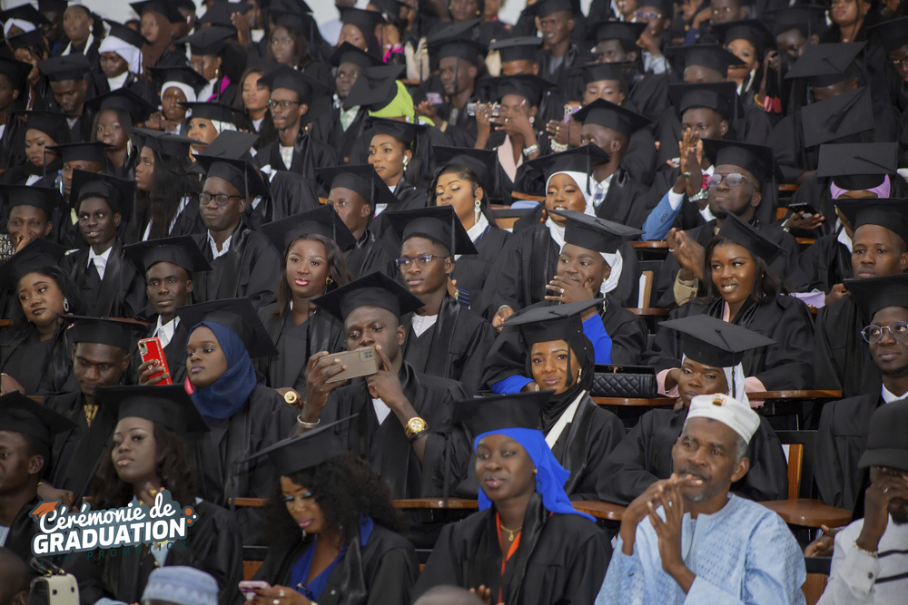 Première cérémonie de graduation de l’UFR CRAC : Un moment d’excellence et de célébration