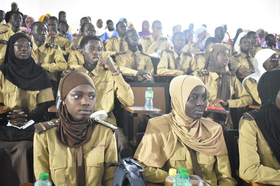 Journée Internationale des Filles dans les TIC : l’UGB s’engage pour l’inclusion numérique