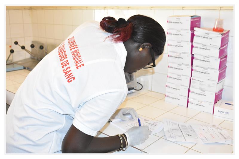  La banque de sang de Saint louis et l’UGB ont célébré la journée mondiale des donneurs de sang.